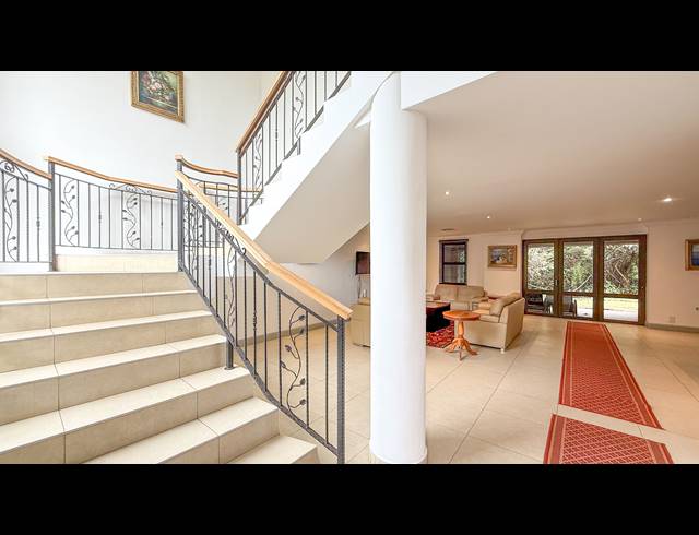 3 BEDROOM TOWNHOUSE TO LET IN ZIMBALI ESTATE